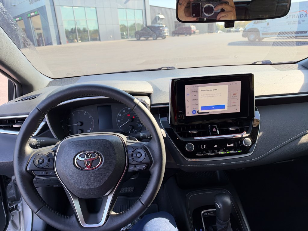 Used 2025 Toyota Corolla SE FWD image 16