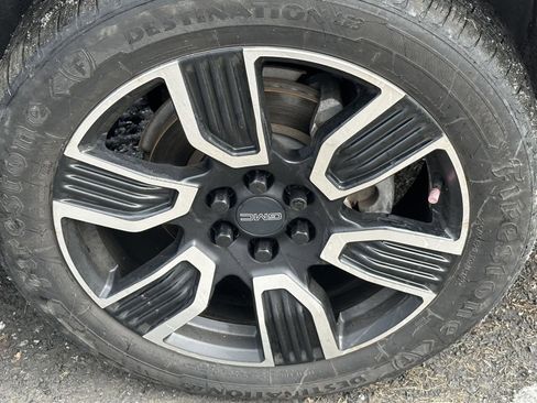 Used 2019 GMC Acadia SLT w/ Black Edition image 10