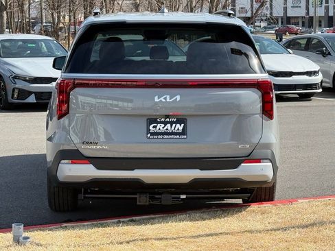 New 2026 Kia Carnival EX image 6