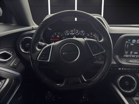 Used 2017 Chevrolet Camaro SS RWD image 16