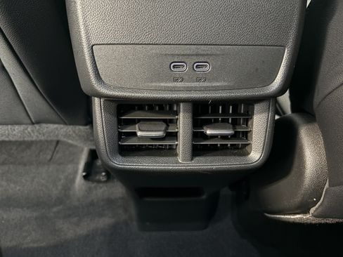 Used 2025 Chevrolet Equinox LT w/ Convenience Package II AWD/4WD image 10