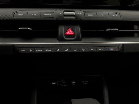 Used 2025 Kia K4 FWD image 28