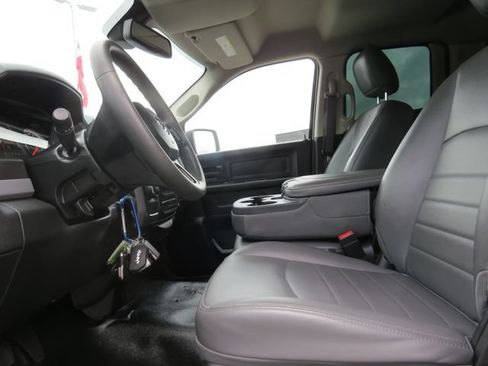 Used 2018 RAM 1500 Tradesman RWD image 13