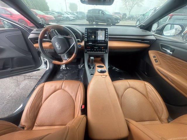 Used 2021 Toyota Avalon Limited w/ Advanced Safety Package FWD image 16