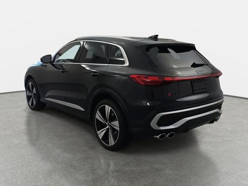 New 2025 Audi SQ5 Prestige image 7