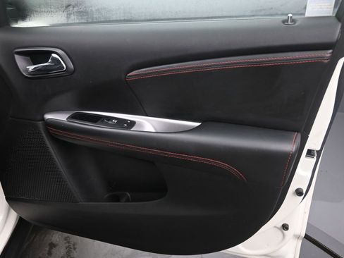 Used 2018 Dodge Journey GT w/ Nav & Sun Group image 22