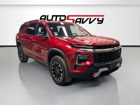 Used 2024 Chevrolet Traverse Z71 w/ Enhanced Driving Package AWD/4WD image 1