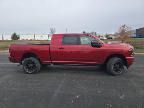 New 2026 RAM 2500 Laramie AWD/4WD image 20