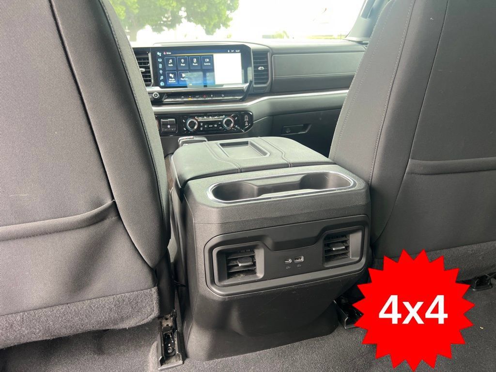 Used 2022 Chevrolet Silverado 1500 RST AWD/4WD image 34