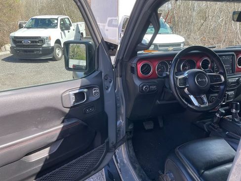 Used 2020 Jeep Wrangler Unlimited Rubicon w/ Dual Top Group AWD/4WD image 10