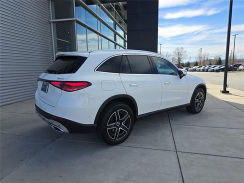 New 2026 Mercedes-Benz GLC 300 4MATIC image 3