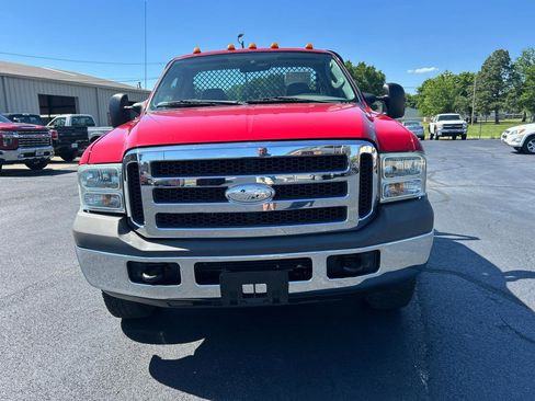 Used 2005 Ford F350 XLT AWD/4WD image 2