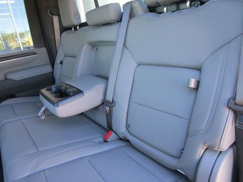 New 2026 GMC Sierra 2500 SLT w/ SLT Premium Package image 26