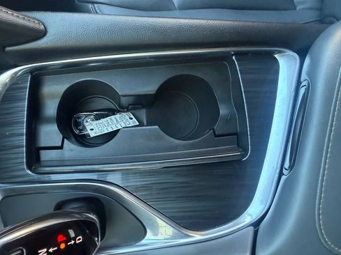 Used 2019 Buick Enclave Premium image 20