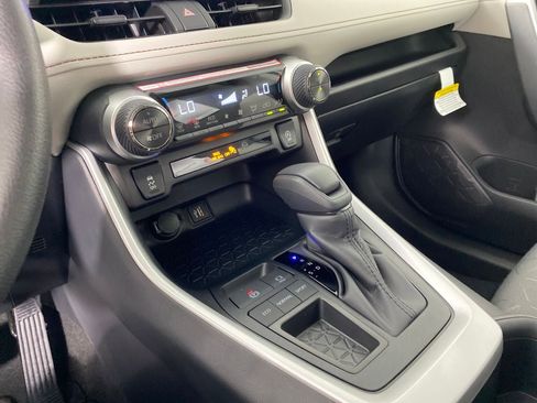 New 2025 Toyota RAV4 XLE w/ Convenience Package image 21