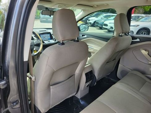 Used 2018 Ford Escape SE w/ SE Sync 3 Package FWD image 13