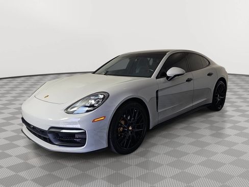 Used 2021 Porsche Panamera w/ Premium Package RWD image 4