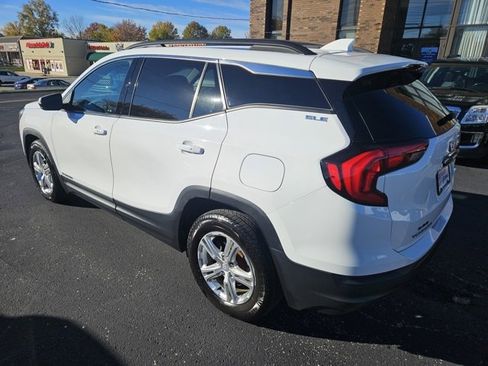 Used 2019 GMC Terrain SLE w/ Driver Convenience Package image 5