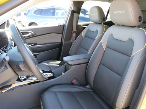 New 2025 Chevrolet Trax ACTIV image 14