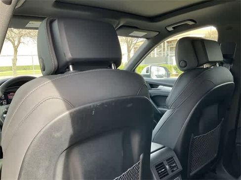 Used 2025 Audi Q5 2.0T Premium image 16