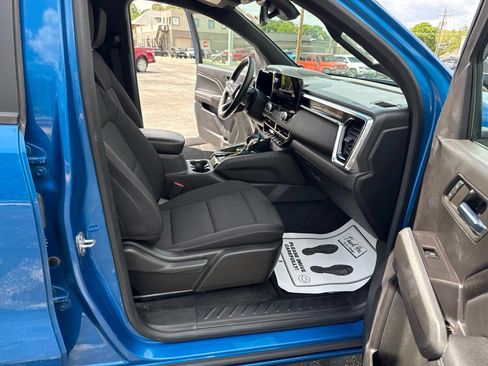 Used 2023 GMC Canyon Elevation w/ Convenience Package AWD/4WD image 19