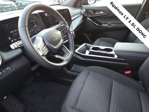 Used 2025 Chevrolet Equinox LT w/ Midnight Edition image 21