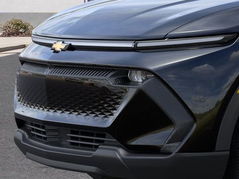 New 2026 Chevrolet Equinox EV LT image 15