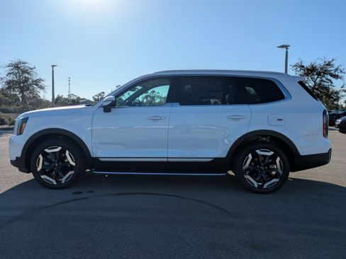 New 2025 Kia Telluride EX image 8