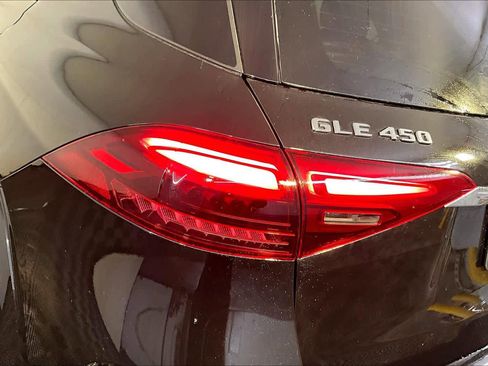 New 2026 Mercedes-Benz GLE 450 4MATIC image 5