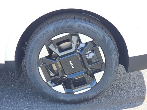 New 2026 Kia Carnival EX image 13