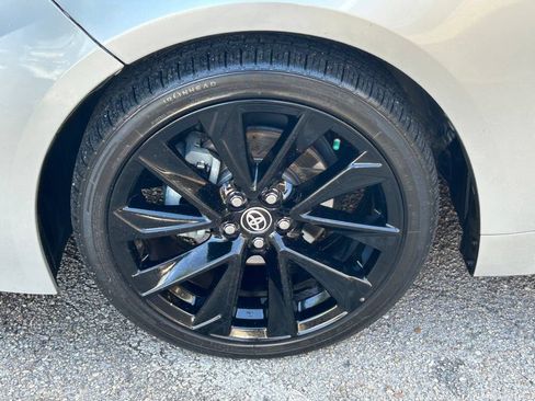 Used 2021 Toyota Corolla SE FWD image 17