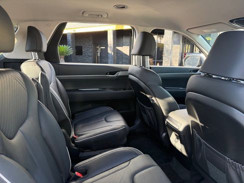 Used 2024 Hyundai Palisade SEL image 18