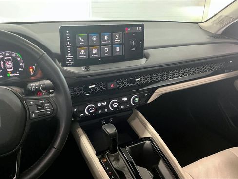 Used 2023 Honda Accord EX-L image 14