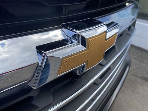 Certified 2025 Chevrolet Traverse LT image 30