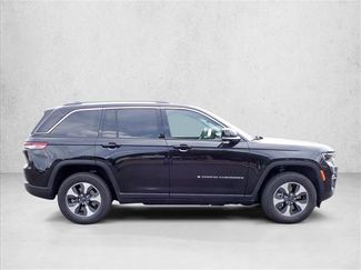 Used 2022 Jeep Grand Cherokee Limited 4xe w/ Luxury Tech Group II AWD/4WD video 4