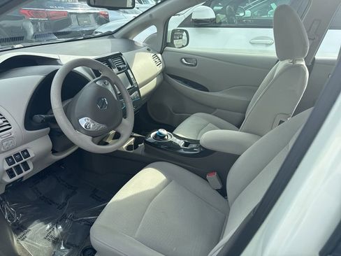 Used 2012 Nissan Leaf SV FWD image 3