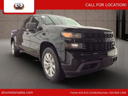 Used 2021 Chevrolet Silverado 1500 Custom image 3