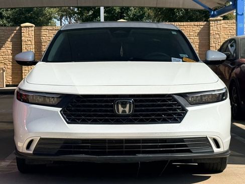Used 2024 Honda Accord EX image 2