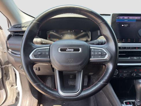 Used 2022 Jeep Compass Trailhawk w/ Trailhawk Elite Group AWD/4WD image 10