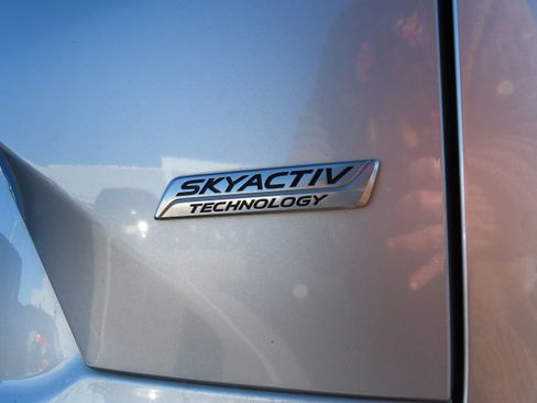 Used 2018 MAZDA CX-9 Signature image 16