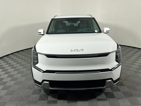 New 2026 Kia EV9 Wind AWD/4WD image 8
