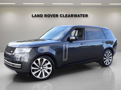 New 2025 Land Rover Range Rover Long Wheelbase SE