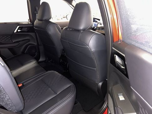 New 2025 Mitsubishi Outlander SEL Black Edition image 15