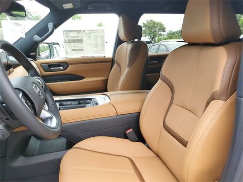 New 2025 Nissan Armada SL w/ Captain's Chari Seat Package image 5