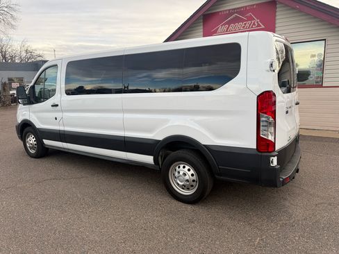 Used 2023 Ford Transit 350 XL image 7