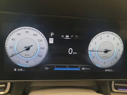 Used 2024 Hyundai Elantra SEL FWD image 23