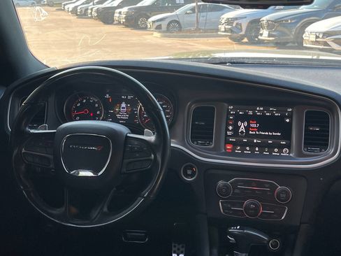 Used 2022 Dodge Charger Scat Pack RWD image 18