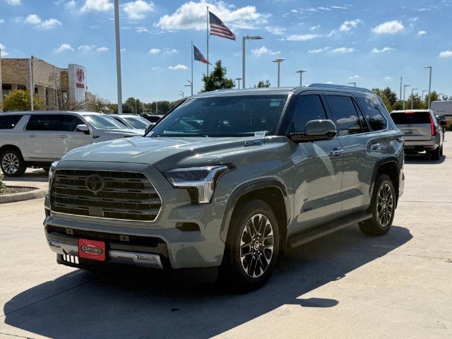Used 2024 Toyota Sequoia Limited w/ Tow Technology Package AWD/4WD image 8
