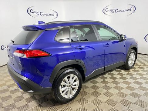 Used 2024 Toyota Corolla Cross LE image 8