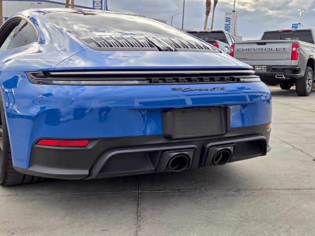 Used 2025 Porsche 911 Carrera GTS RWD image 5